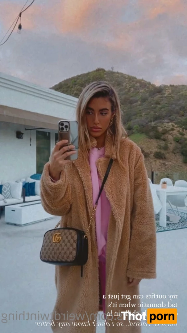 Weirdtwinthing 9736885