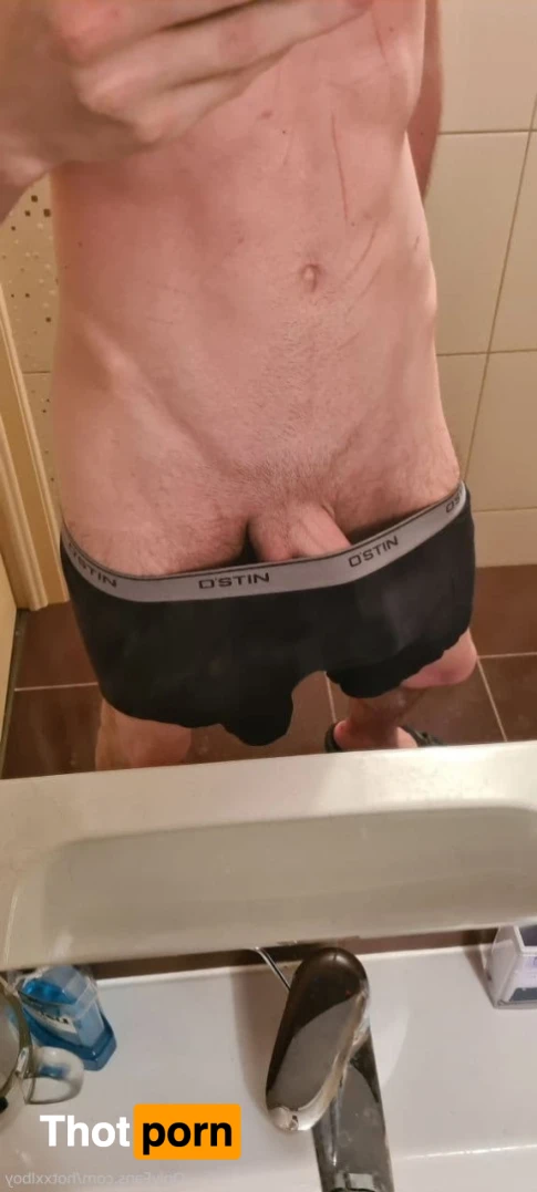 Ashton White 14329428