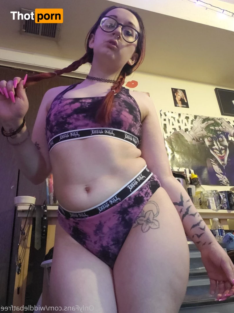 𖤐 bad witch 𖤐 2580736