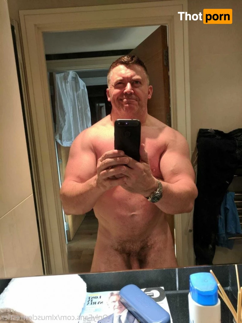 Xlmusclewrestler 2582569