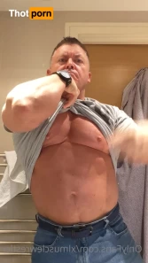 4639602