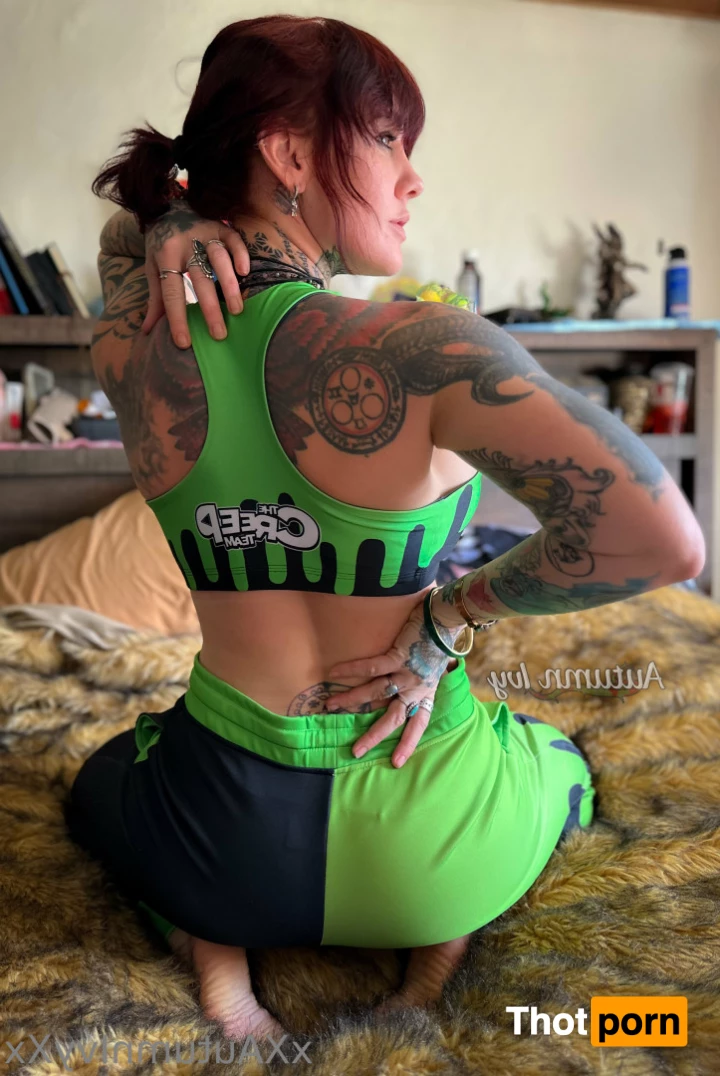 Autumn Ivy 🔪 9433777