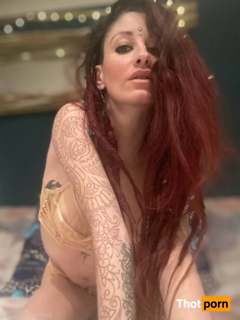 Melody 🖊 erotic stories and audios 5861275