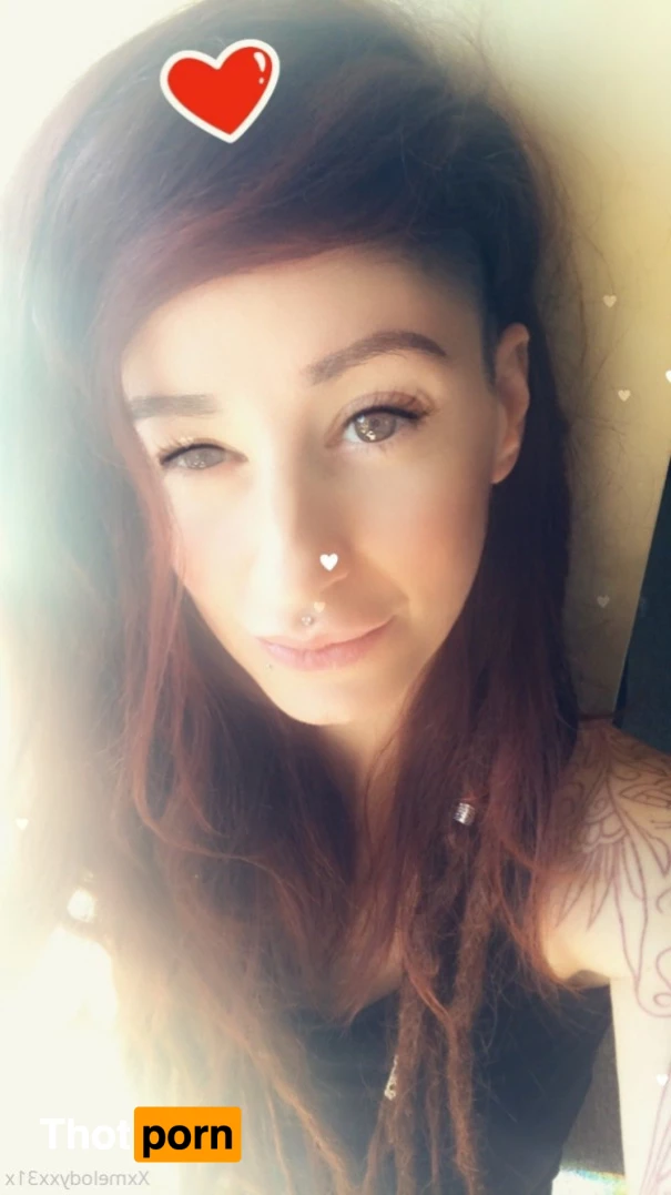 Melody 🖊 erotic stories and audios 5861428