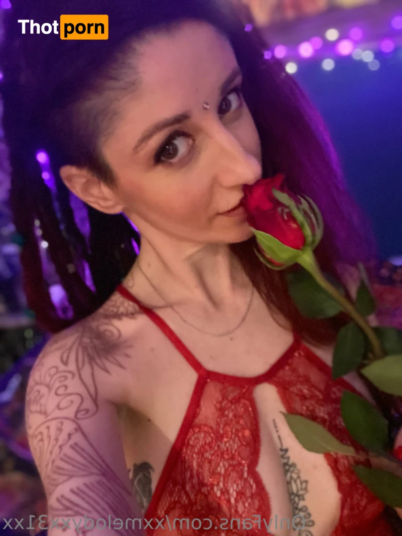 Melody 🏳️‍🌈 Tattooed 💦 Dancer 14717137