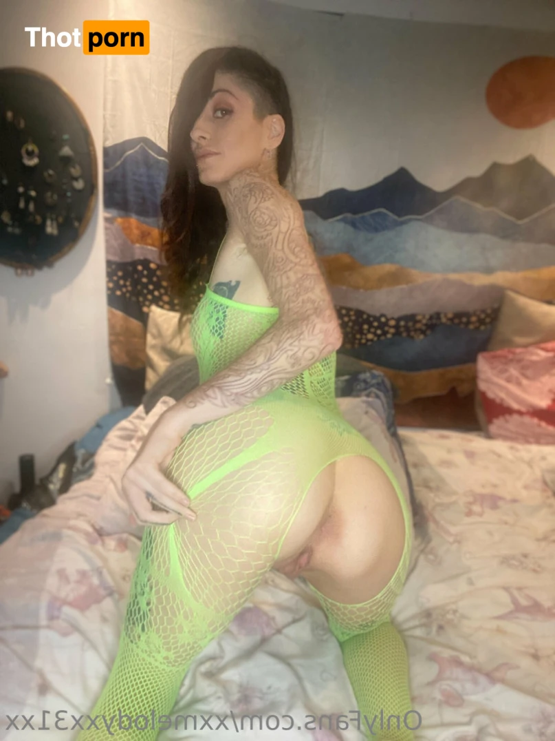 Melody 🏳️‍🌈 Tattooed 💦 Dancer 14717609