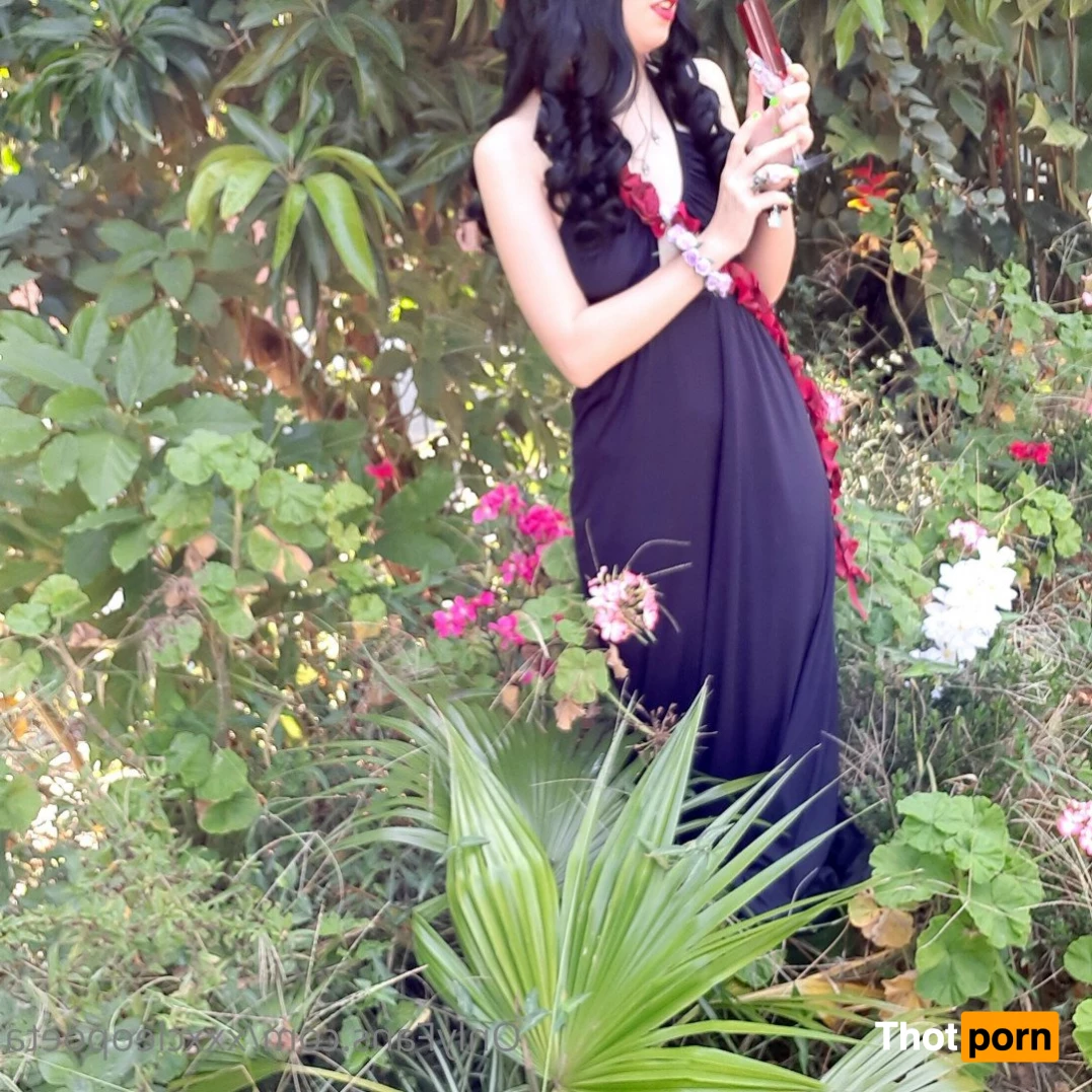 Customs Queen Cleo 🦄 2592020