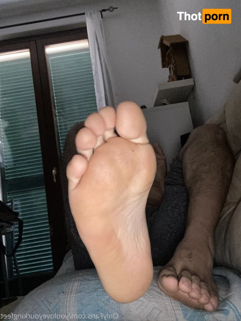 youloveyourkingfeet 2569789