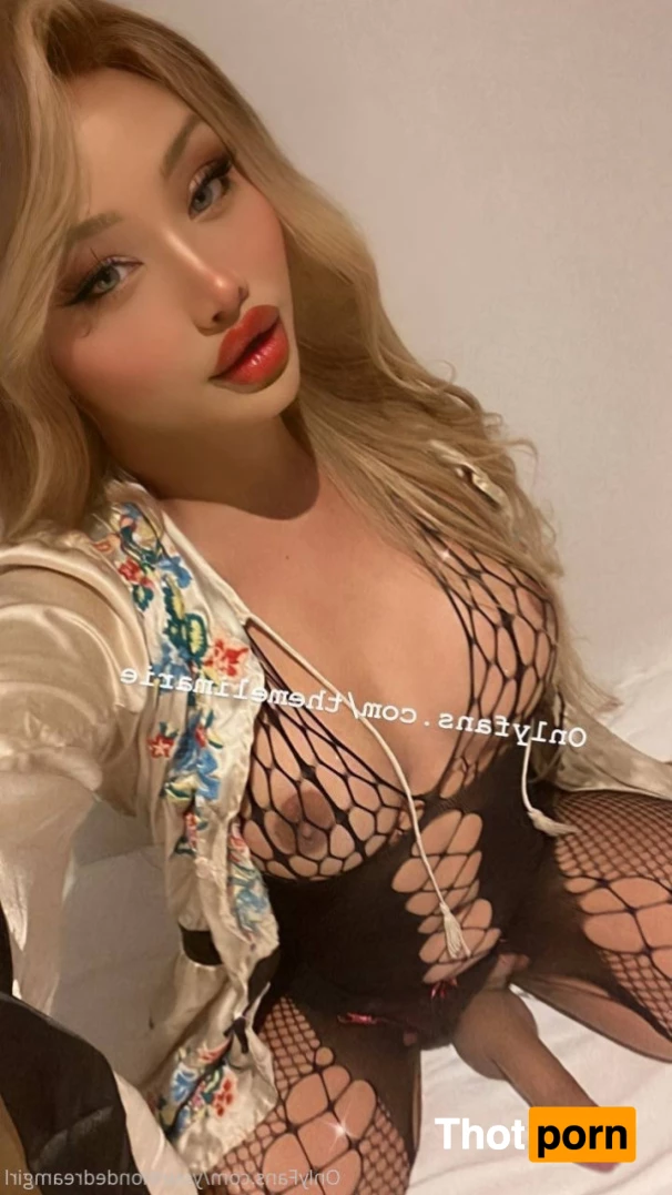 Celine Dijjon 🌸 10250413