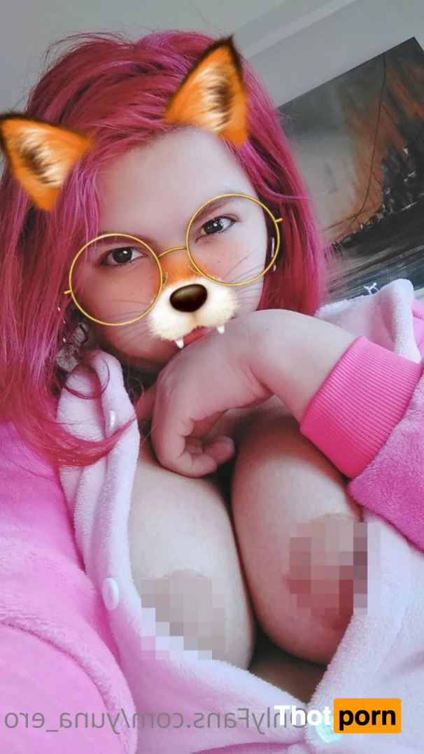 Yuna Cynthia 2577301