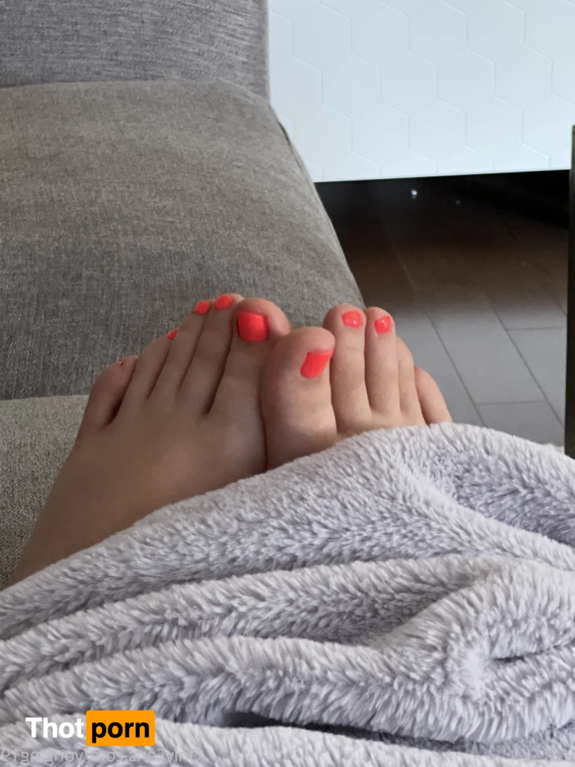 Ashley Elizabeth 5742416