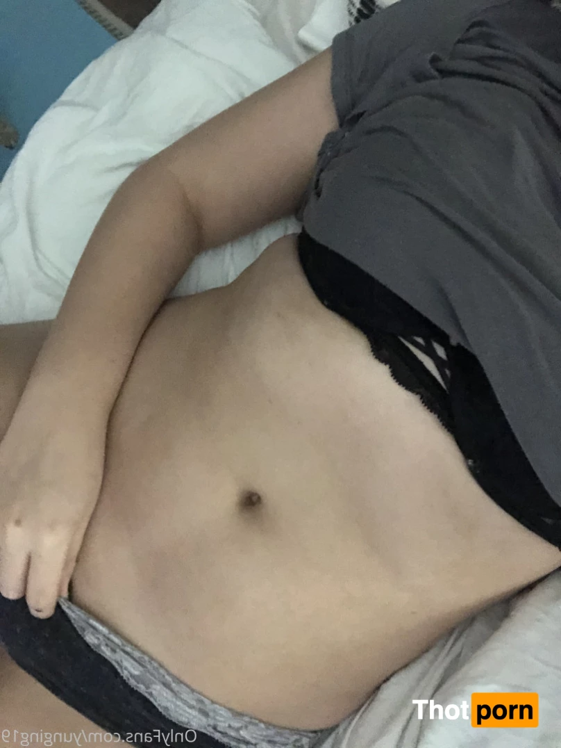 Ashley Elizabeth 5742457