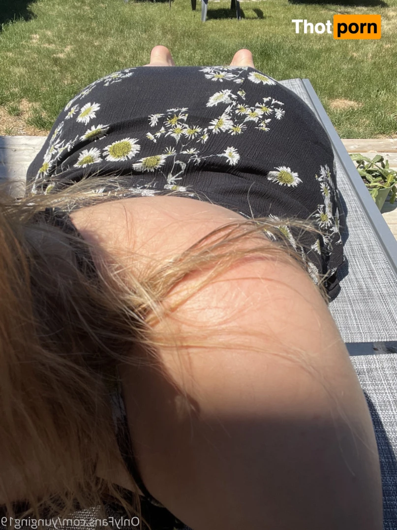 Ashley Elizabeth 5742567