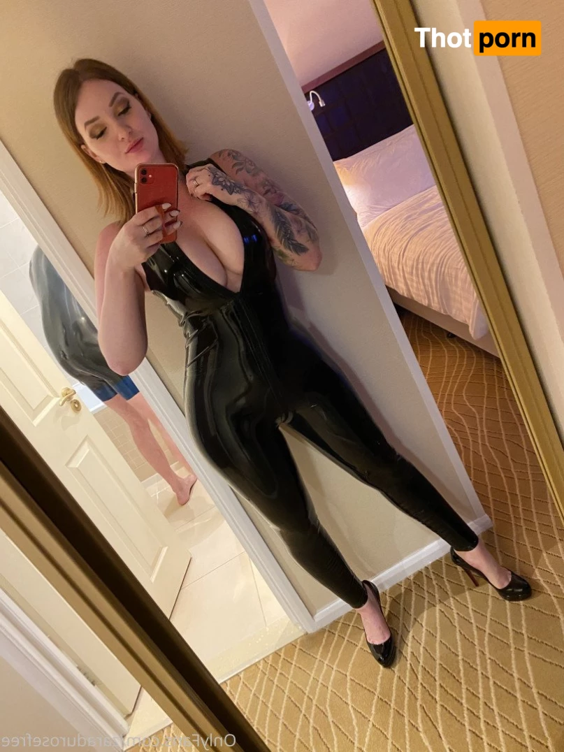 ZaraDuRoseFree 2568525