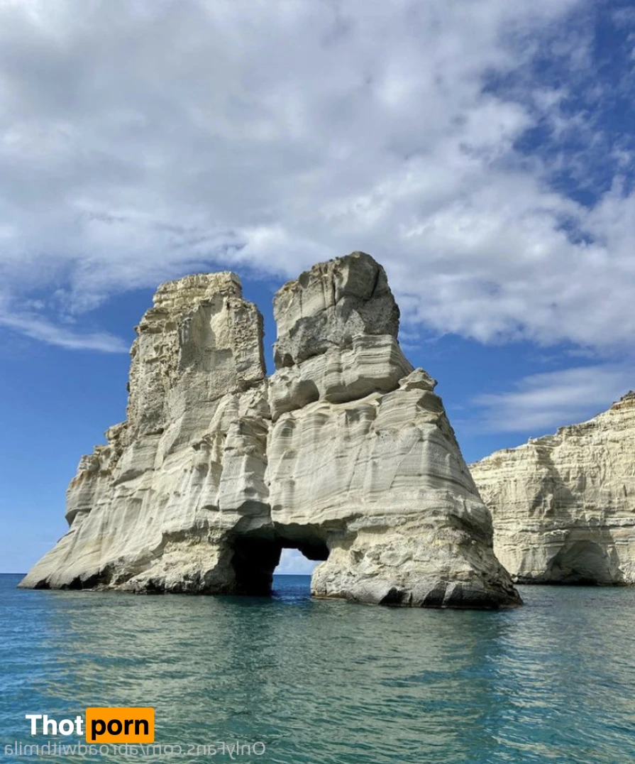 Abroad with Mila 14651056