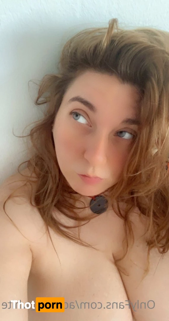 Adelain White 4672148