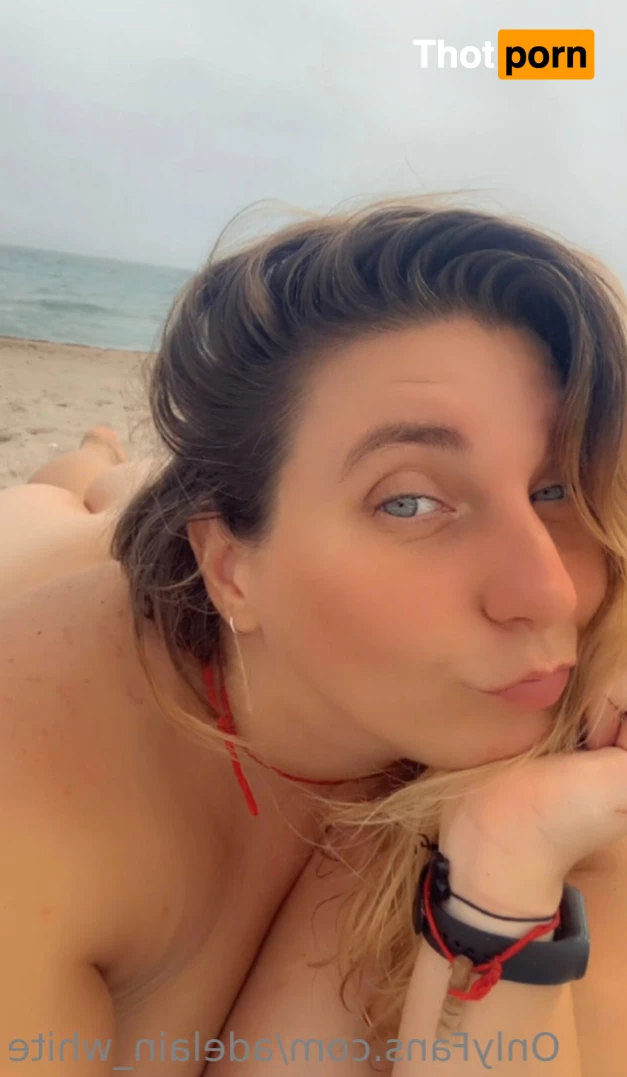 Adelain White 5756273