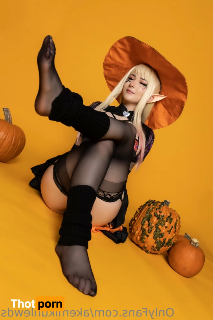 Akemikun 🔞 5818300