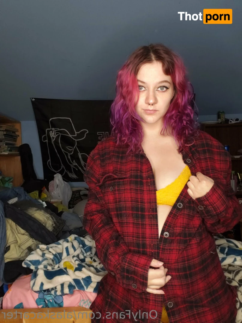 Alaska Carter 15985567