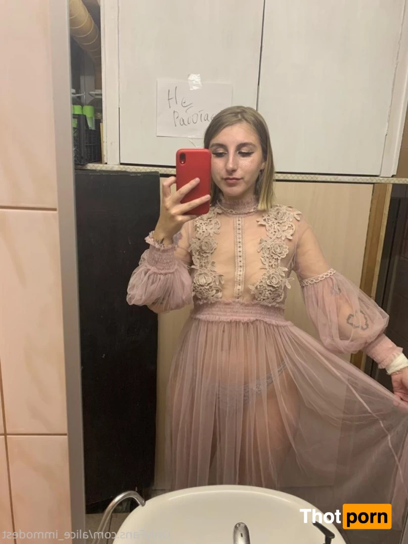 alice_immodest 5645941