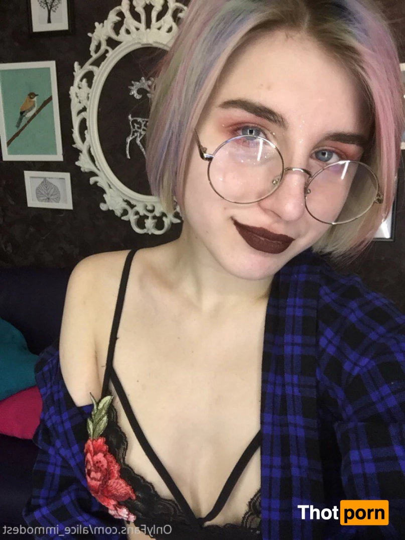 alice_immodest 5645951