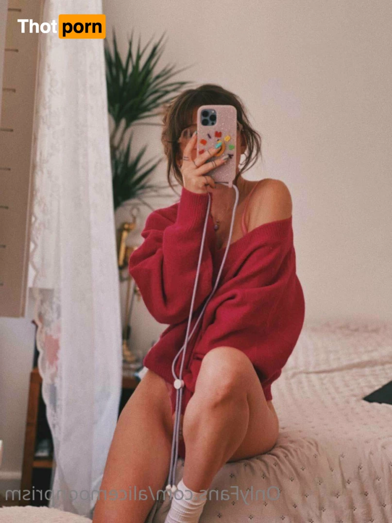 Alice Moon 🌙 5650371