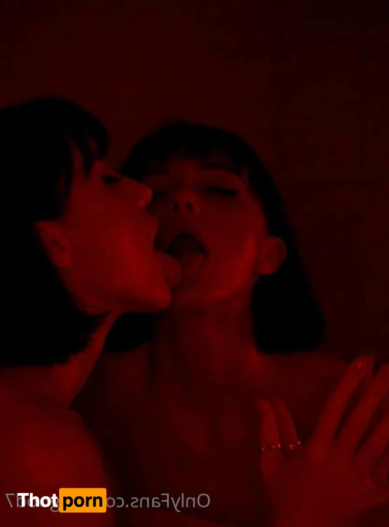 Anjelika Good 5689499