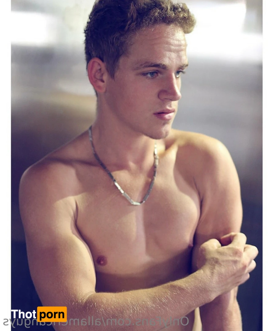 Red Hot AAG + Men of Temptations 14581973