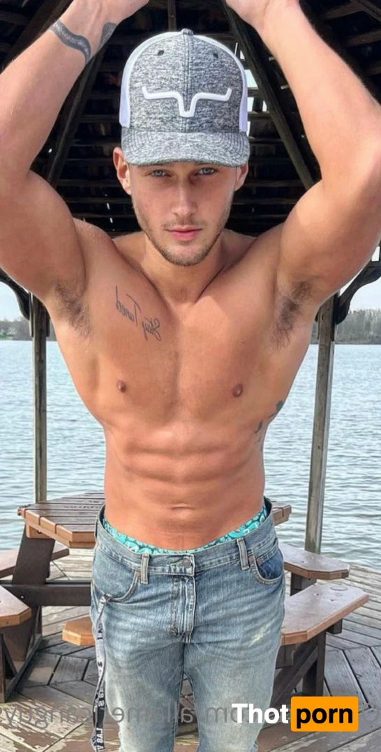 Red Hot AAG + Men of Temptations 14583010