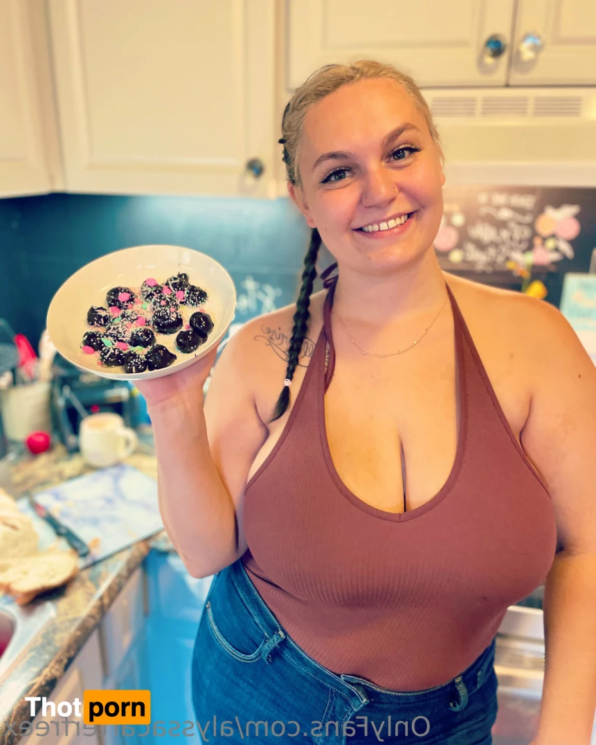 Alyssa Carter 15943405