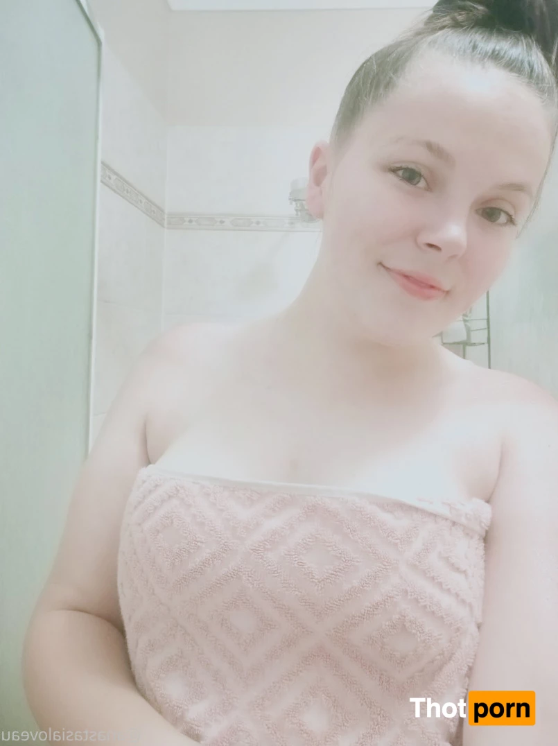 anastasialoveau 5642985