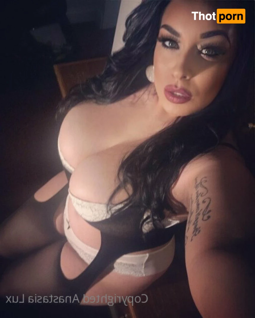 Anastasia Lux 2 9280021