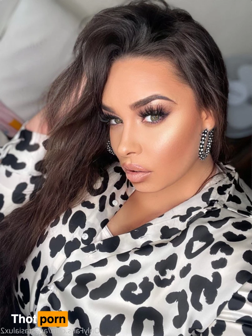 Anastasia Lux 2 9280397