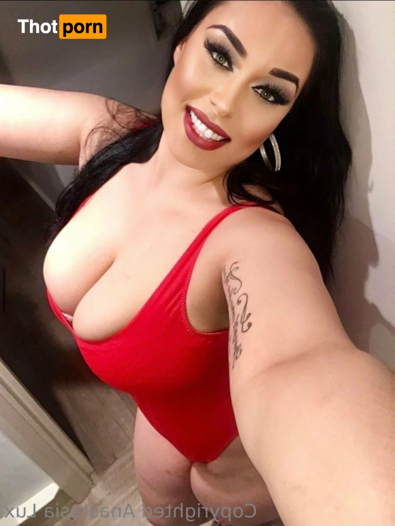 Anastasia Lux 2 14329073