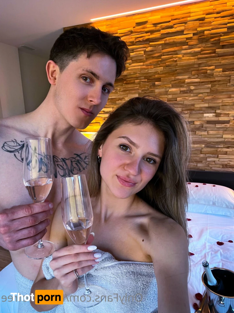 Ana &amp; Teti FREE 5668880