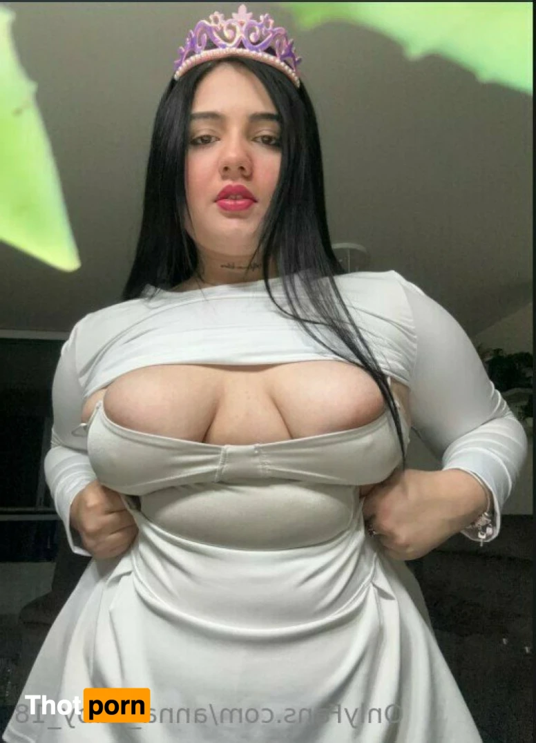 Anna Sweetie 14318259