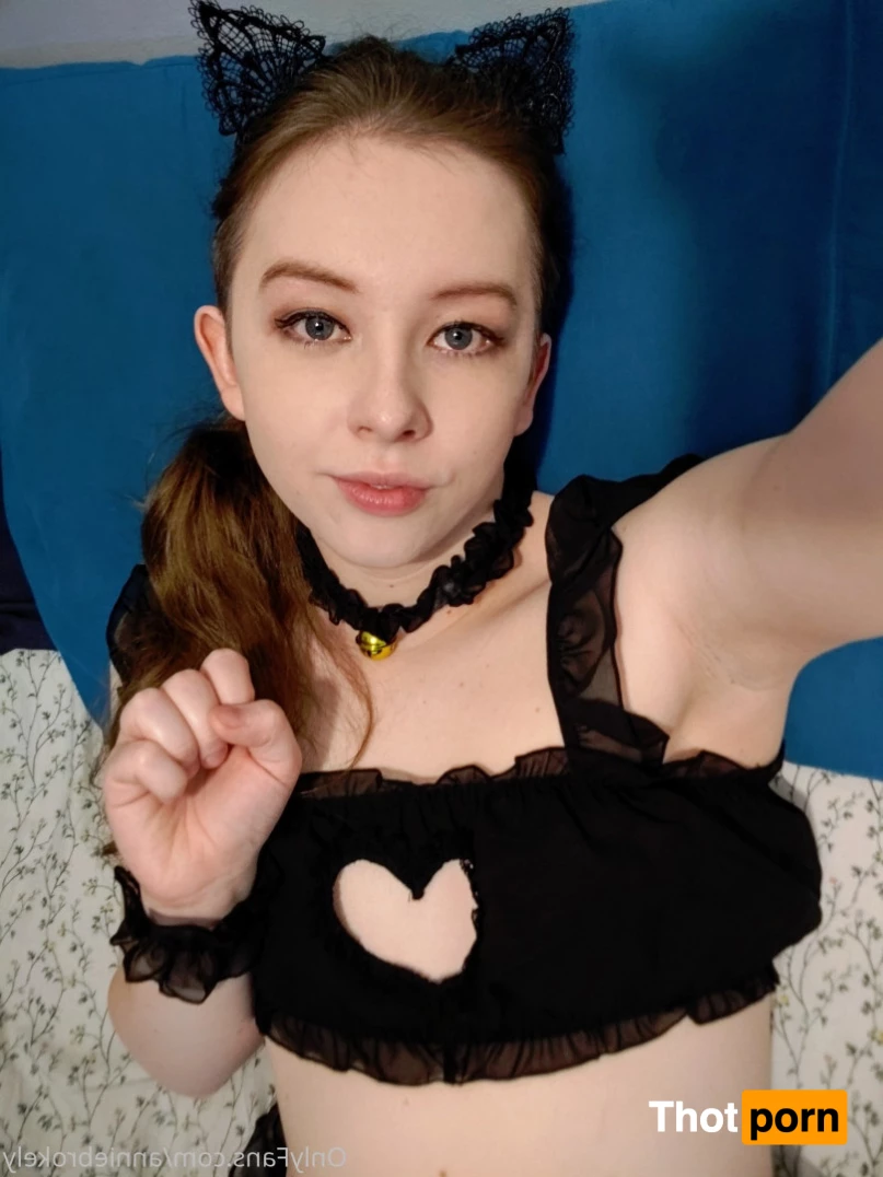 Annie Brokely 5638952