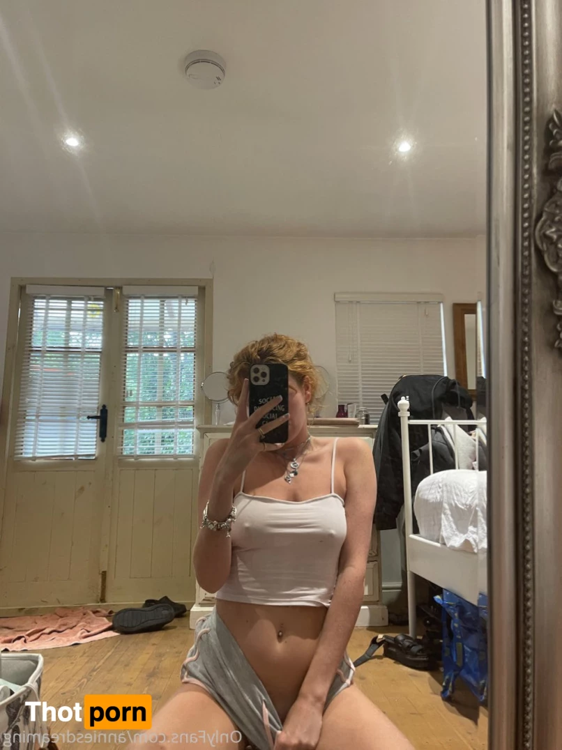 Anniee Charlotte the girl with 2 vaginas 7858787