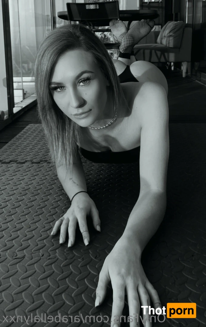 Arabella Lynxx 14277440