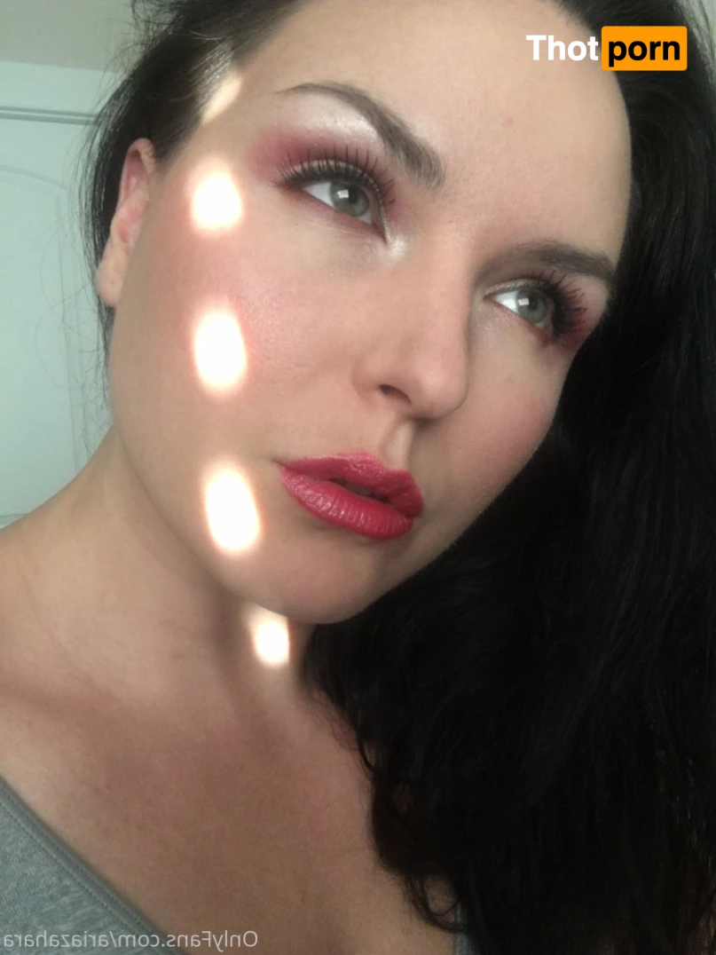 Horny Big Booty Brunette 14839369