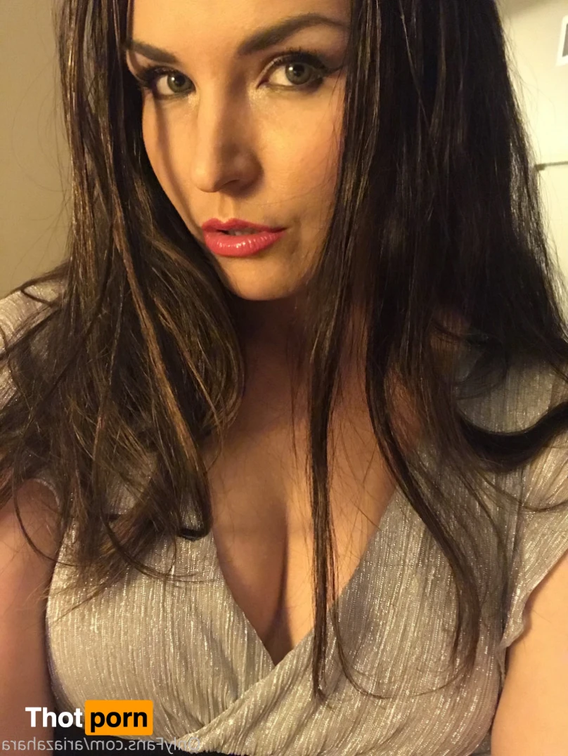 Horny Big Booty Brunette 14839475