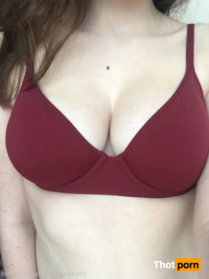 arielleadams08 5635885