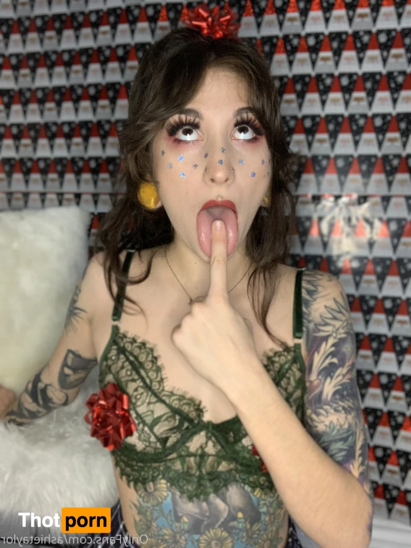 Manic Pixie Massochist 🧚🏼 5635215