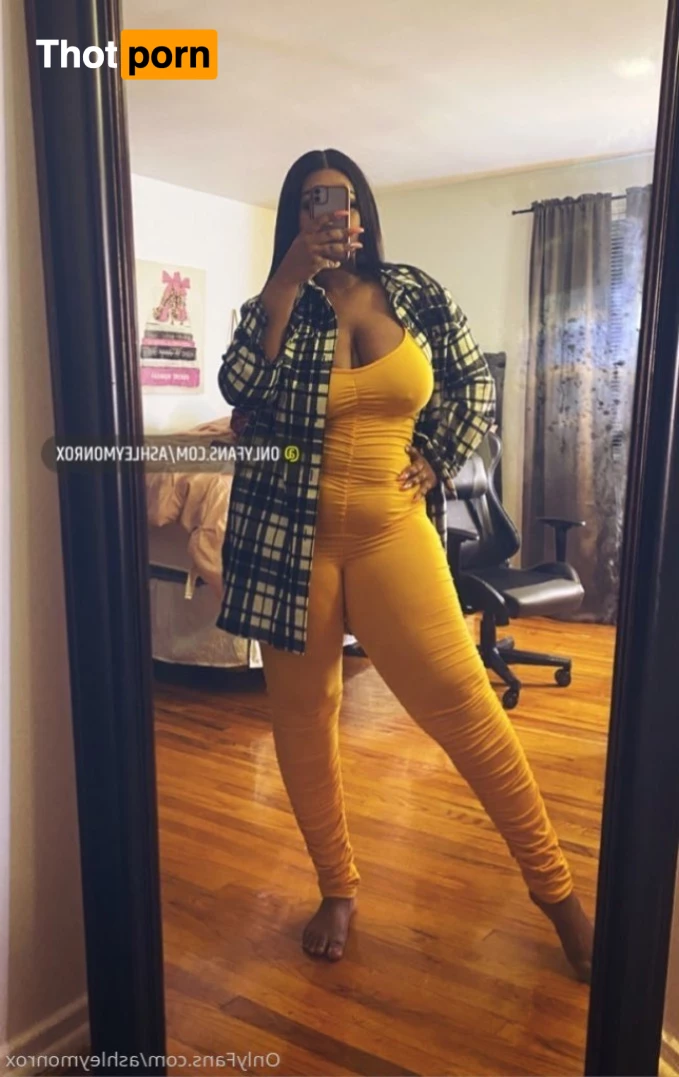 ashleymonrox 5794977