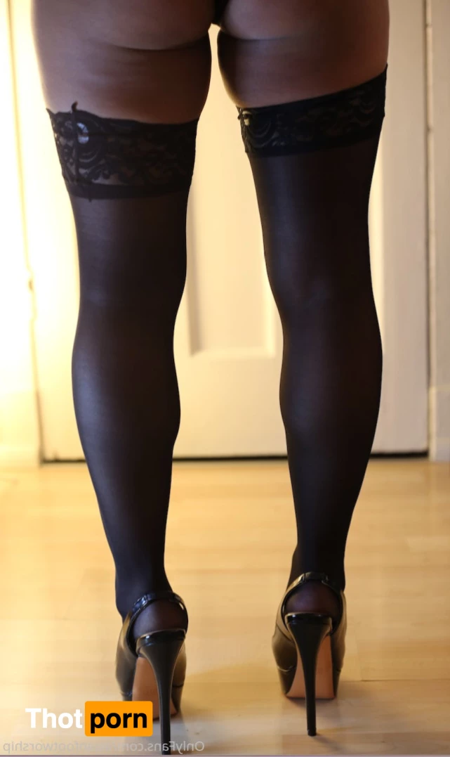 Asian Foot Worship 6043615