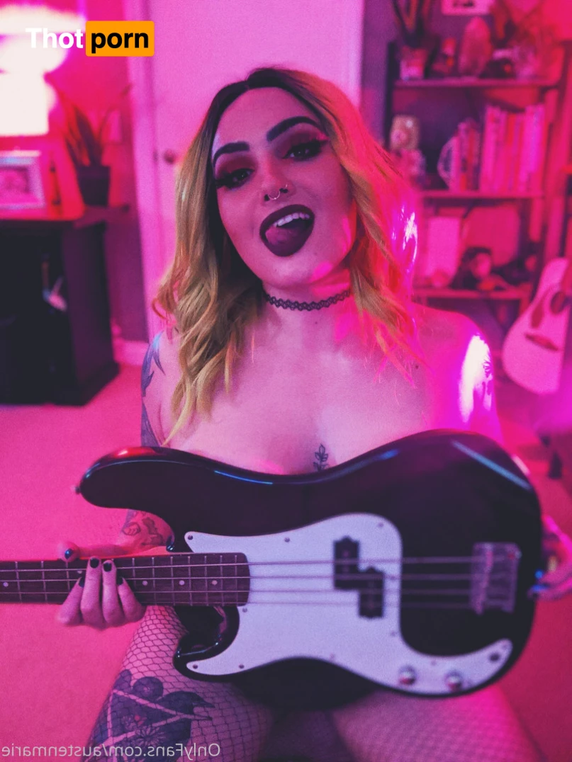 Austen Marie 9567940