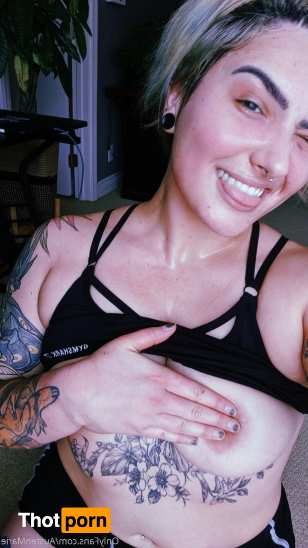 Austen Marie 9567948