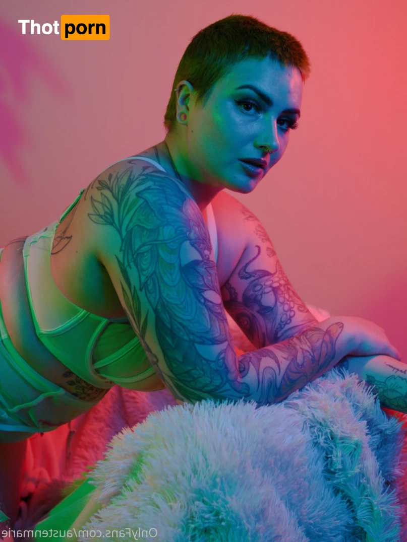 Austen Marie 9568270