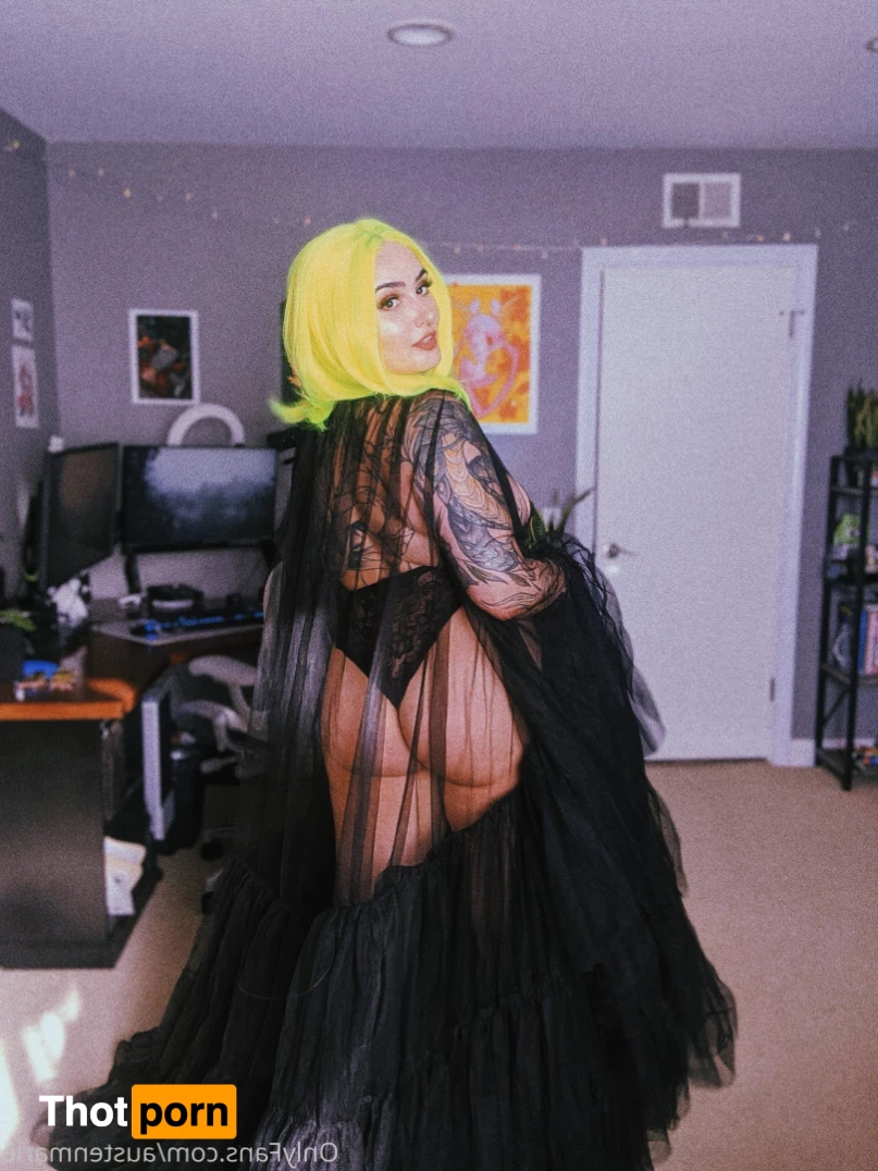 Austen Marie 9568298