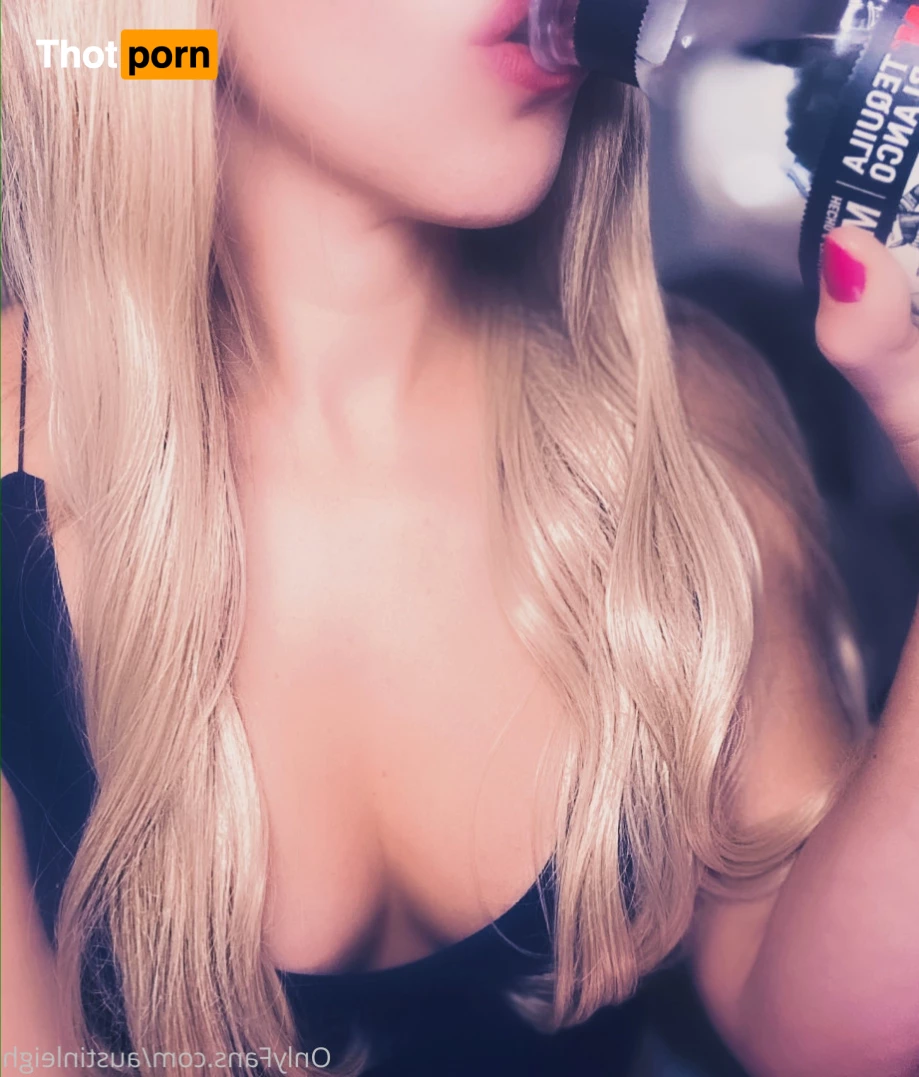 Austin Leigh 🔥 Professional Cheerleader 5998288